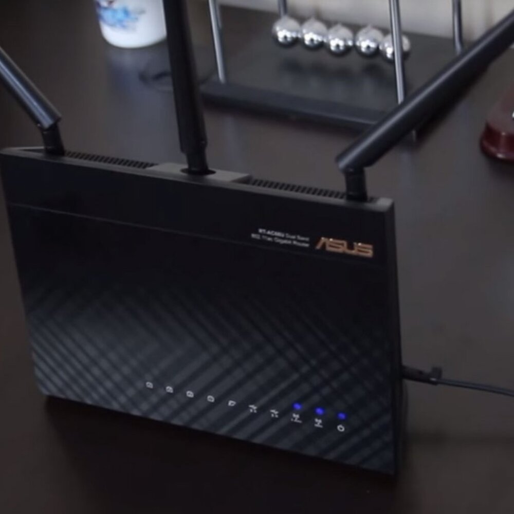 Asus DSL-AC68U Wireless AC-1900 Gigabit ADSL/VDSL Network Router